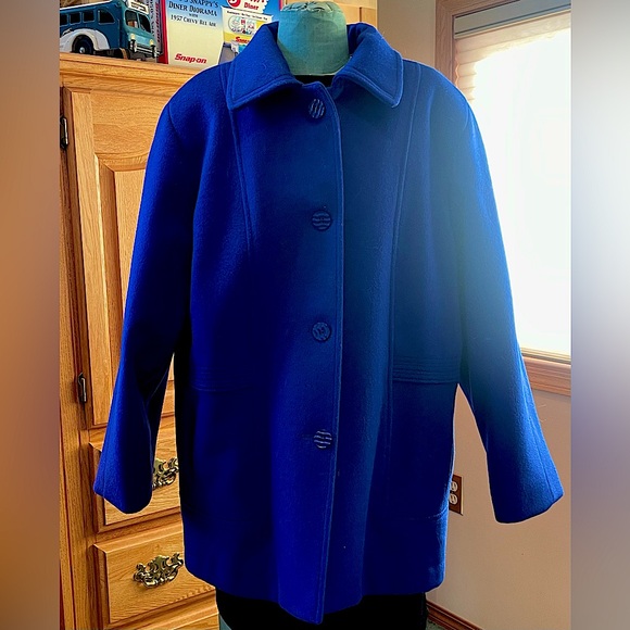 London Fog 100% Virgin Wool Mid length Coat. Size 16 - Picture 1 of 6